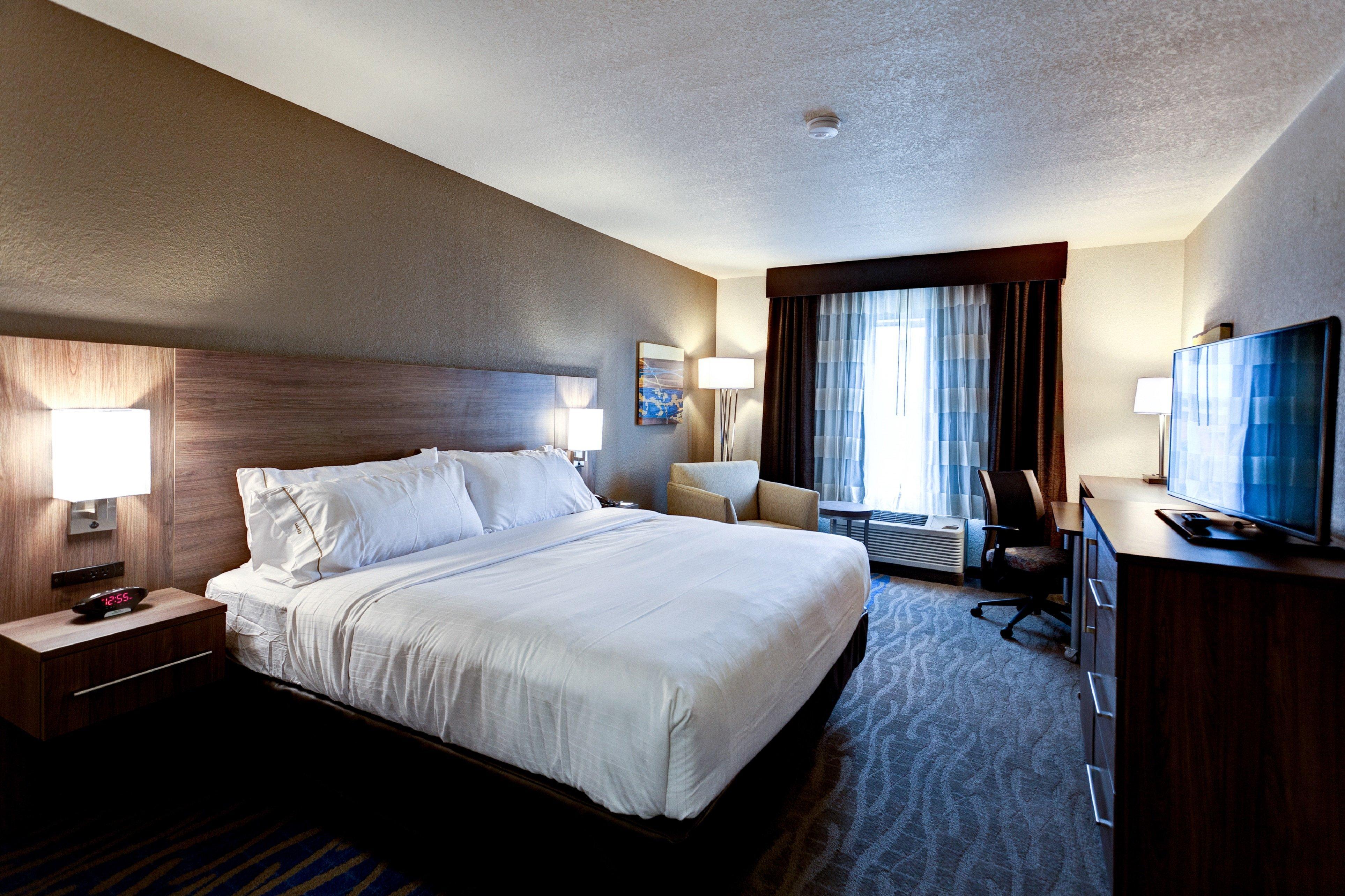 Holiday Inn Express & Suites Manhattan By Ihg Bagian luar foto